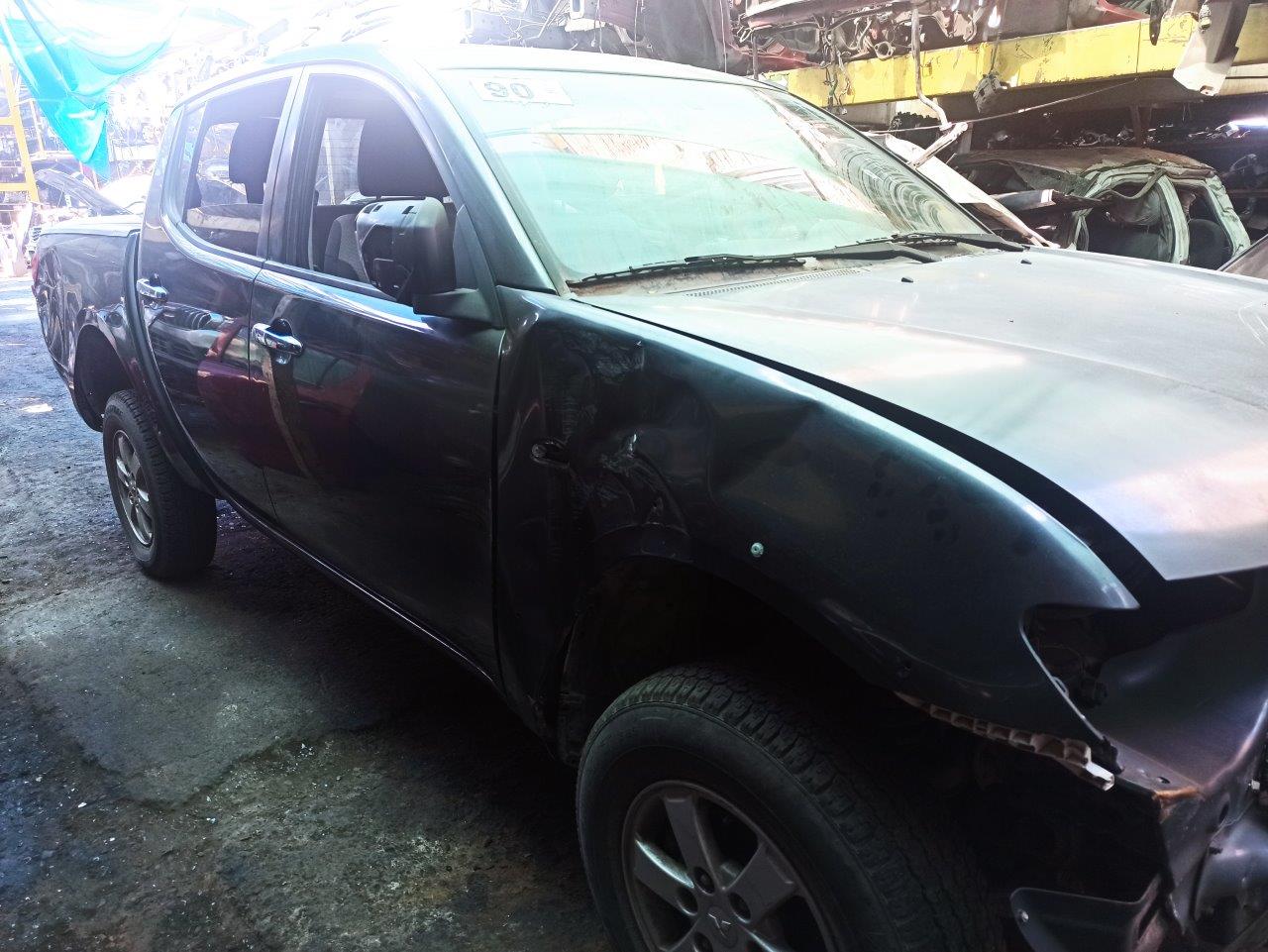  Mitsubishi L200 2013    EN DESARME